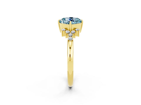 Yellow gold Cushion Cut Aquamarine Ring with Side Stones and Four-Prong Setting_38