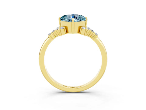 Yellow gold Cushion Cut Aquamarine Ring with Side Stones and Four-Prong Setting_39