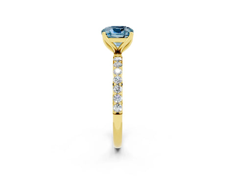 Yellow gold Cushion Cut Aquamarine Solitaire Engagement Ring with Pavé Band and Prong Setting_2