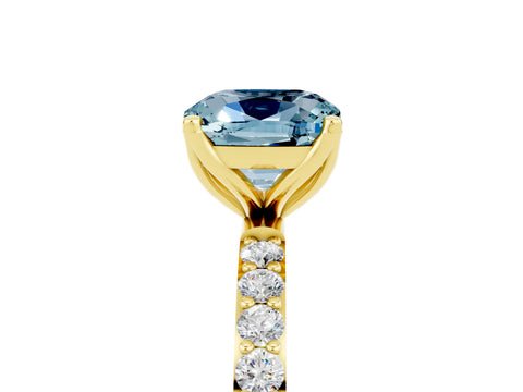 Yellow gold Cushion Cut Aquamarine Solitaire Engagement Ring with Pavé Band and Prong Setting_5