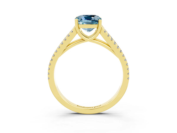 Yellow gold Cushion Cut Aquamarine Solitaire Engagement Ring with Split Shank Pavé Band