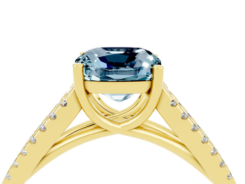 Yellow gold Cushion Cut Aquamarine Solitaire Engagement Ring with Split Shank Pavé Band_4