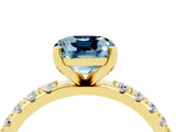 Yellow gold Cushion Cut Aquamarine Solitaire Pavé Band with Four-Prong Setting_4