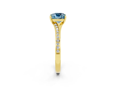 Yellow gold Cushion Cut Aquamarine Solitaire Ring with Pavé Band and Prong Setting_2