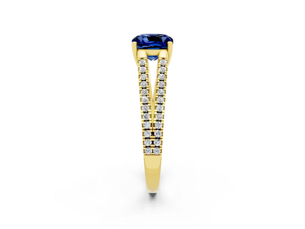Yellow gold Cushion Cut Blue Sapphire Solitaire Engagement Ring with Split Shank Pavé Band