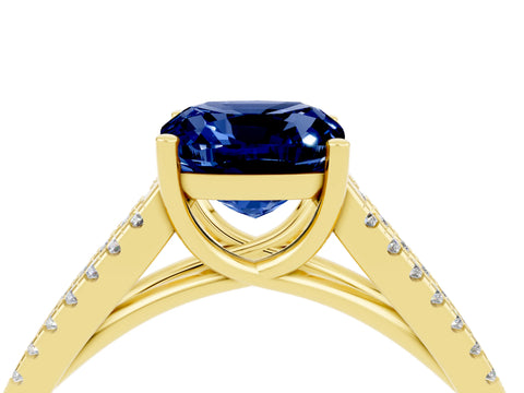 Yellow gold Cushion Cut Blue Sapphire Solitaire Engagement Ring with Split Shank Pavé Band_4