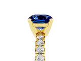 Yellow gold Cushion Cut Blue Sapphire Solitaire Pavé Engagement Ring with Round Band and Prong Setting_17