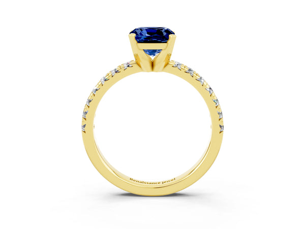 Yellow gold Cushion Cut Blue Sapphire Solitaire Pavé Engagement Ring with Round Band and Prong Setting