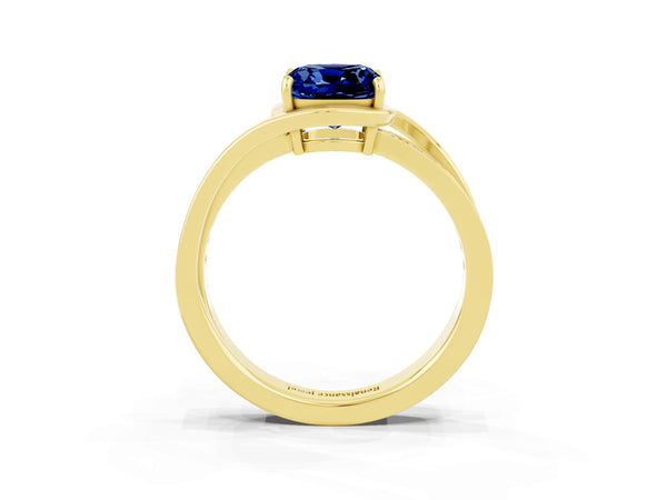 Yellow gold Cushion Cut Blue Sapphire Solitaire Ring with Split Shank and Prong Setting