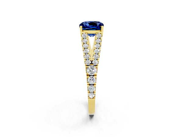 Yellow gold Cushion Cut Blue Sapphire Split Shank Pavé Engagement Ring with Four-Prong Setting