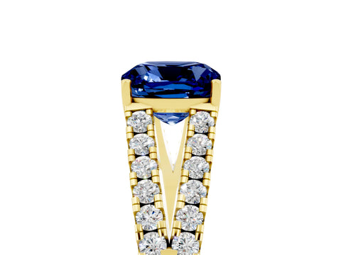 Yellow gold Cushion Cut Blue Sapphire Split Shank Pavé Engagement Ring with Four-Prong Setting_17