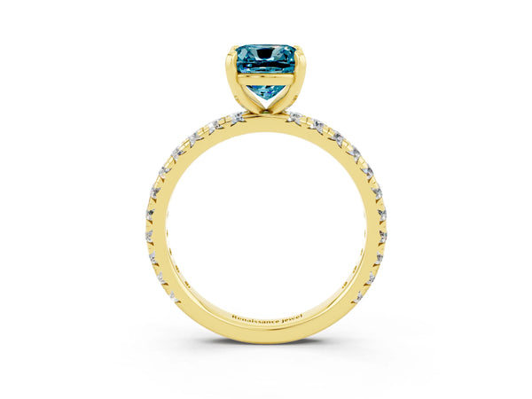 Yellow gold Cushion Cut Blue Topaz Pavé Solitaire Ring with Round Band and Prong Setting