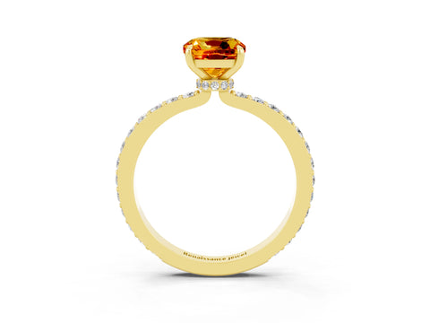 Yellow gold Cushion Cut Citrine Ring with Pavé Band and Four-Prong Setting_3