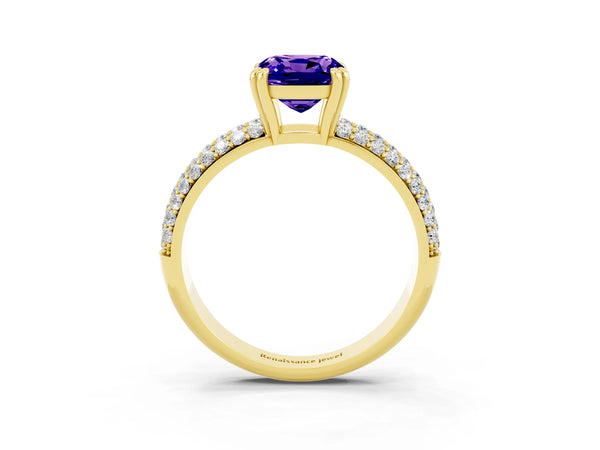 Yellow gold Cushion Cut Tanzanite Vintage Milgrain Ring with Round  Stations