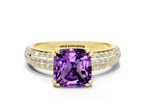 Yellow gold Cushion Cut Amethyst Vintage Milgrain Ring with Round  Stations