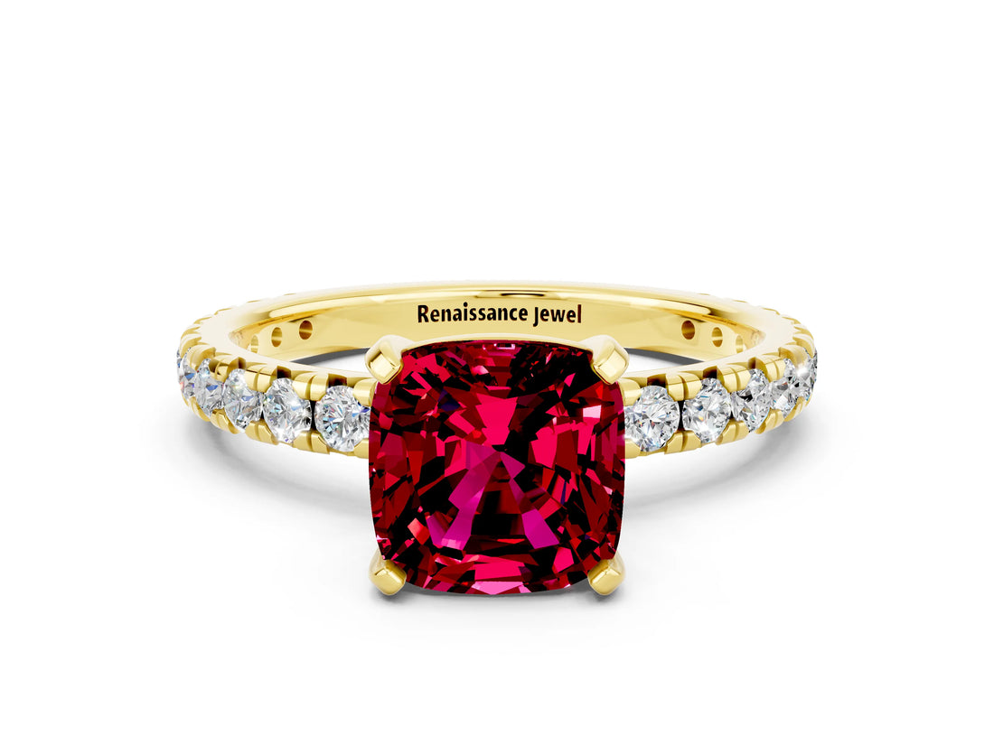 Yellow gold Cushion Cut Cut Diamond Pavé Band with Four-Prong Setting
