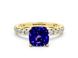 Yellow gold Cushion Cut Cut Diamond Pavé Band with Four-Prong Setting