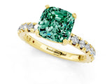 Yellow gold Cushion Cut Cut Diamond Pavé Band with Four-Prong Setting_1