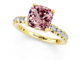 Yellow gold Cushion Cut Cut Diamond Pavé Band with Four-Prong Setting_1