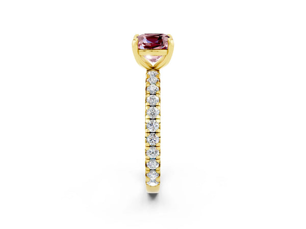 Yellow gold Cushion Cut Cut Diamond Pavé Band with Four-Prong Setting
