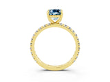 Yellow gold Cushion Cut Cut Diamond Pavé Band with Four-Prong Setting_3