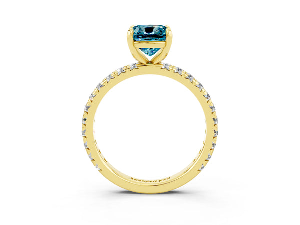 Yellow gold Cushion Cut Cut Diamond Pavé Band with Four-Prong Setting