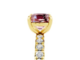 Yellow gold Cushion Cut Cut Diamond Pavé Band with Four-Prong Setting_5