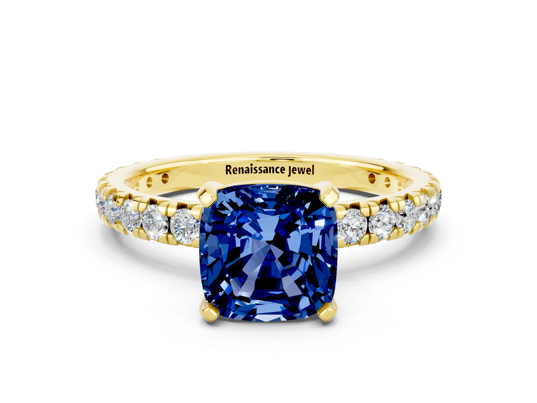 Yellow gold Cushion Cut Cut Diamond Pavé Band with Four-Prong Setting