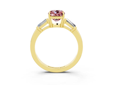 Yellow gold Cushion Cut Cut Diamond Ring with Tapered Baguette Side Stones in Four-Prong Setting_3