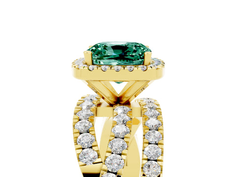 Yellow gold Cushion Cut Cut Halo Split Shank Prong Setting Ring_5