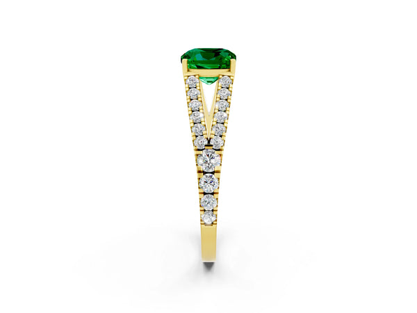 Yellow gold Cushion Cut Emerald Split Shank Engagement Ring with Round Pavé and Prong Setting