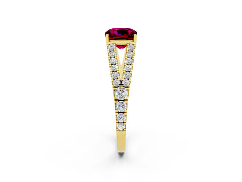 Yellow gold Cushion Cut Cut Split Shank Pave Diamond Engagement Ring with Four-Prong Setting_2
