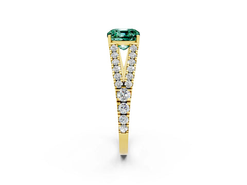 Yellow gold Cushion Cut Cut Split Shank Pave Diamond Engagement Ring with Four-Prong Setting_2