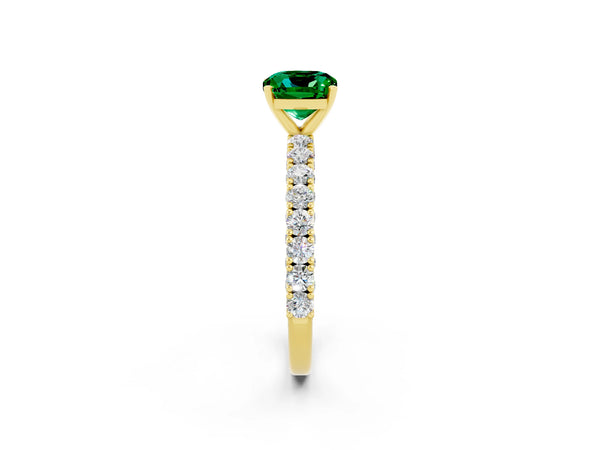 Yellow gold Cushion Cut Diamond Pavé Band Solitaire Ring with Prong Setting