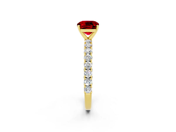 Yellow gold Cushion Cut Diamond Pavé Band Solitaire Ring with Prong Setting