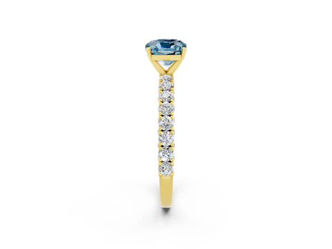 Yellow gold Cushion Cut Diamond Pavé Band Solitaire Ring with Prong Setting_2
