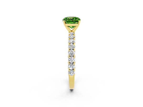 Yellow gold Cushion Cut Diamond Pavé Band Solitaire Ring with Prong Setting
