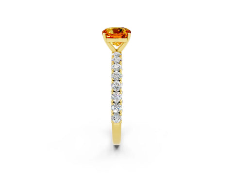 Yellow gold Cushion Cut Diamond Pavé Band Solitaire Ring with Prong Setting_2