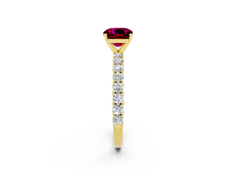 Yellow gold Cushion Cut Diamond Pavé Band Solitaire Ring with Prong Setting_2
