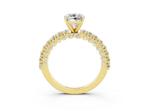 Yellow gold Cushion Cut Diamond Pavé Band Solitaire Ring with Prong Setting