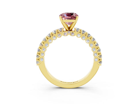 Yellow gold Cushion Cut Diamond Pavé Band Solitaire Ring with Prong Setting_3