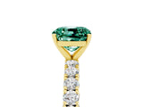 Yellow gold Cushion Cut Diamond Pavé Band Solitaire Ring with Prong Setting_5