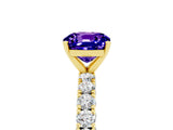 Yellow gold Cushion Cut Diamond Pavé Band Solitaire Ring with Prong Setting_5