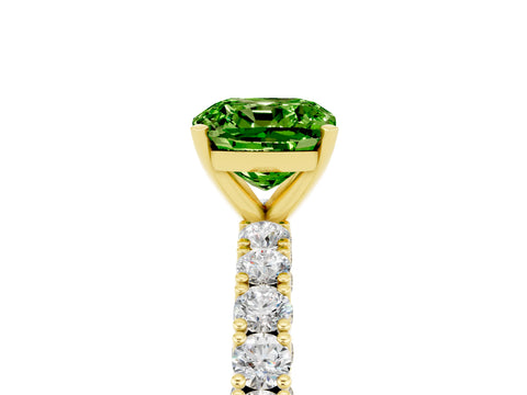 Yellow gold Cushion Cut Diamond Pavé Band Solitaire Ring with Prong Setting_5
