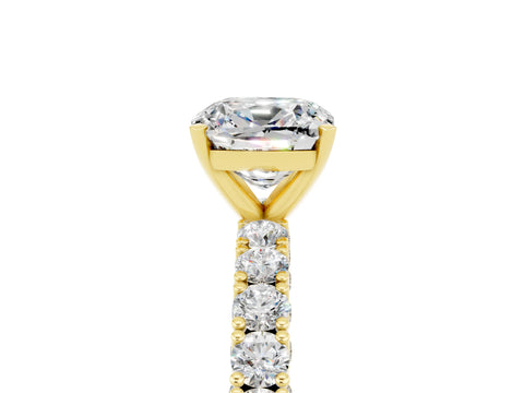 Yellow gold Cushion Cut Diamond Pavé Band Solitaire Ring with Prong Setting_5