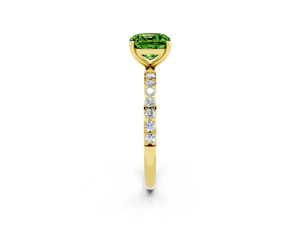 Yellow gold Cushion Cut Diamond Pavé Band with Six-Prong Setting