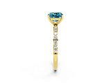 Yellow gold Cushion Cut Diamond Pavé Band with Six-Prong Setting_2