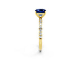 Yellow gold Cushion Cut Diamond Pavé Band with Six-Prong Setting_2