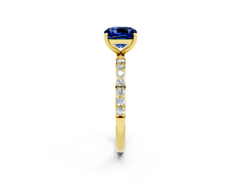Yellow gold Cushion Cut Diamond Pavé Band with Six-Prong Setting_2