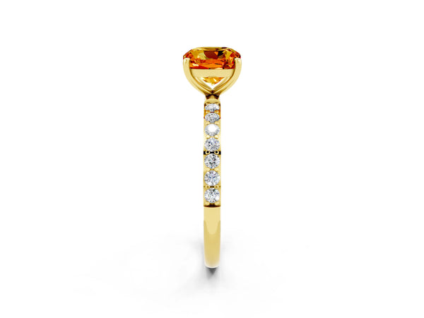 Yellow gold Cushion Cut Citrine Solitaire Ring with Round Pavé Shoulders and Prong Setting